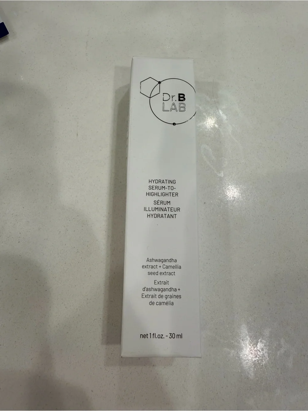 Hydrating Serum-to-Highlighter – White